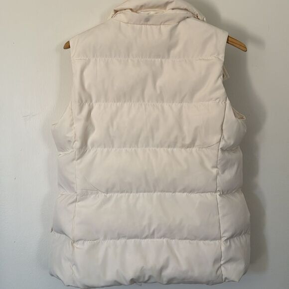 Talbots Petite Puffer Vest‎ Small Petite Ivory Down-Filled Winter Layer - Picture 9 of 11